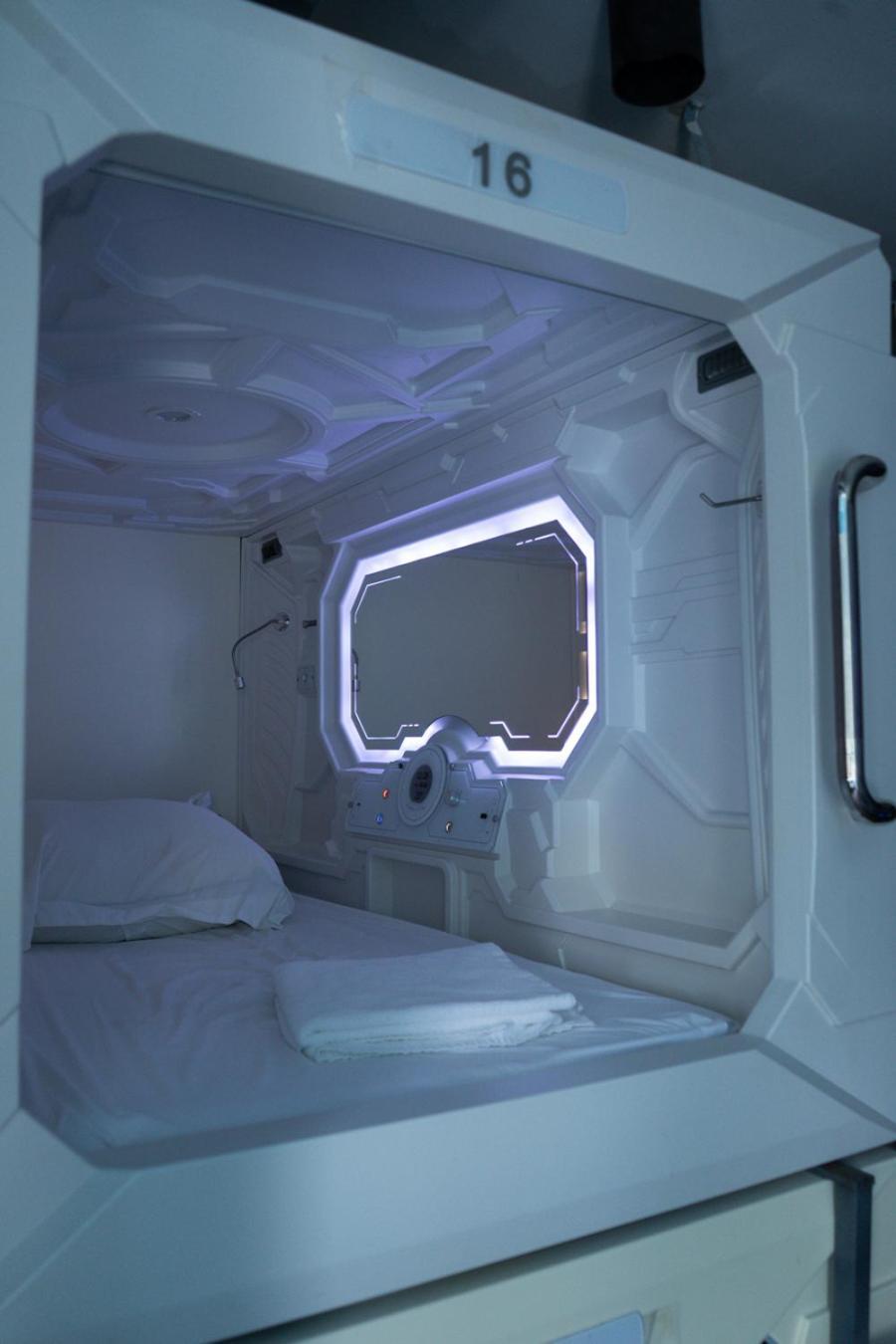 U Street Capsule Hostel Washington Exterior foto