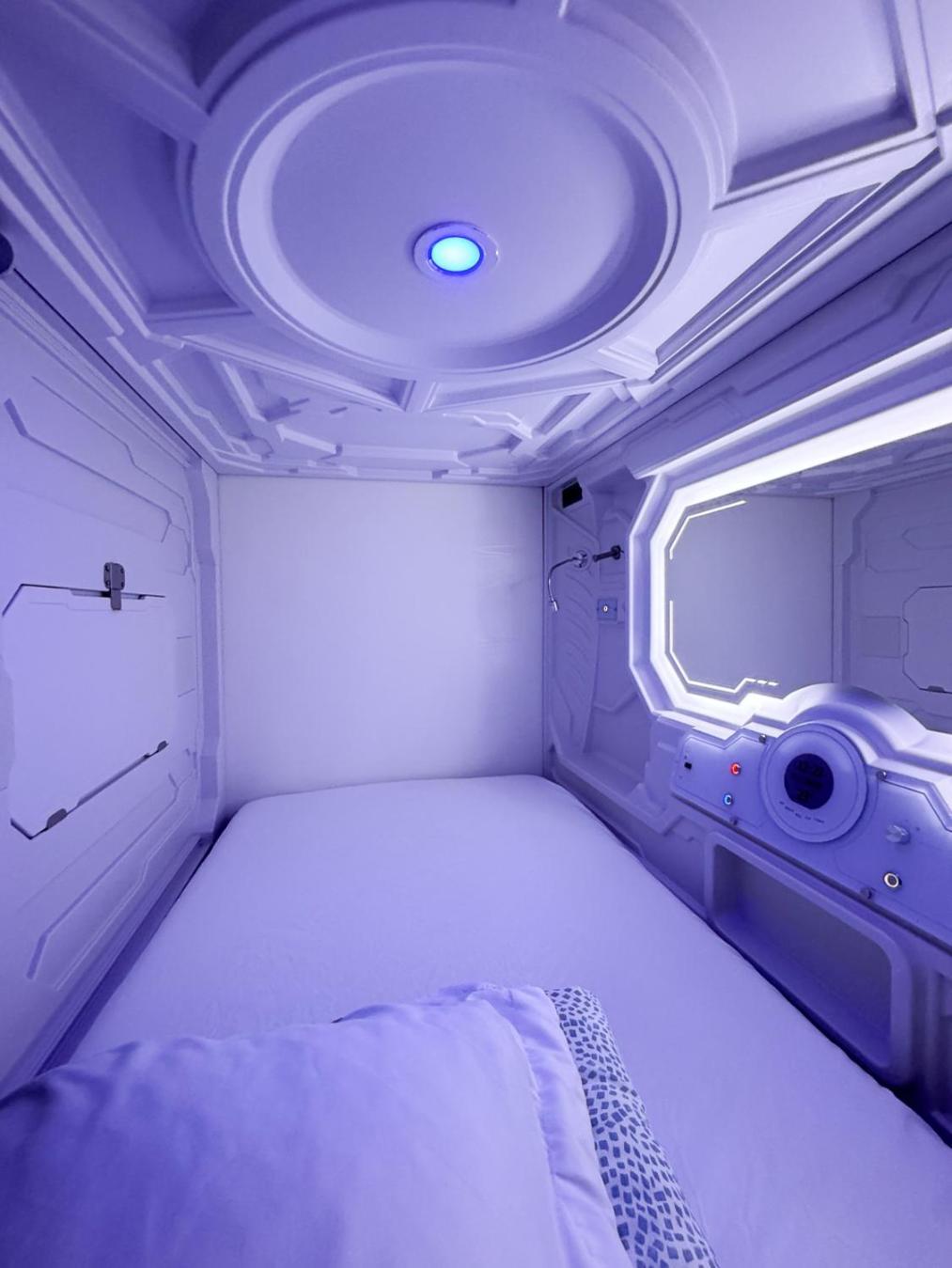 U Street Capsule Hostel Washington Exterior foto
