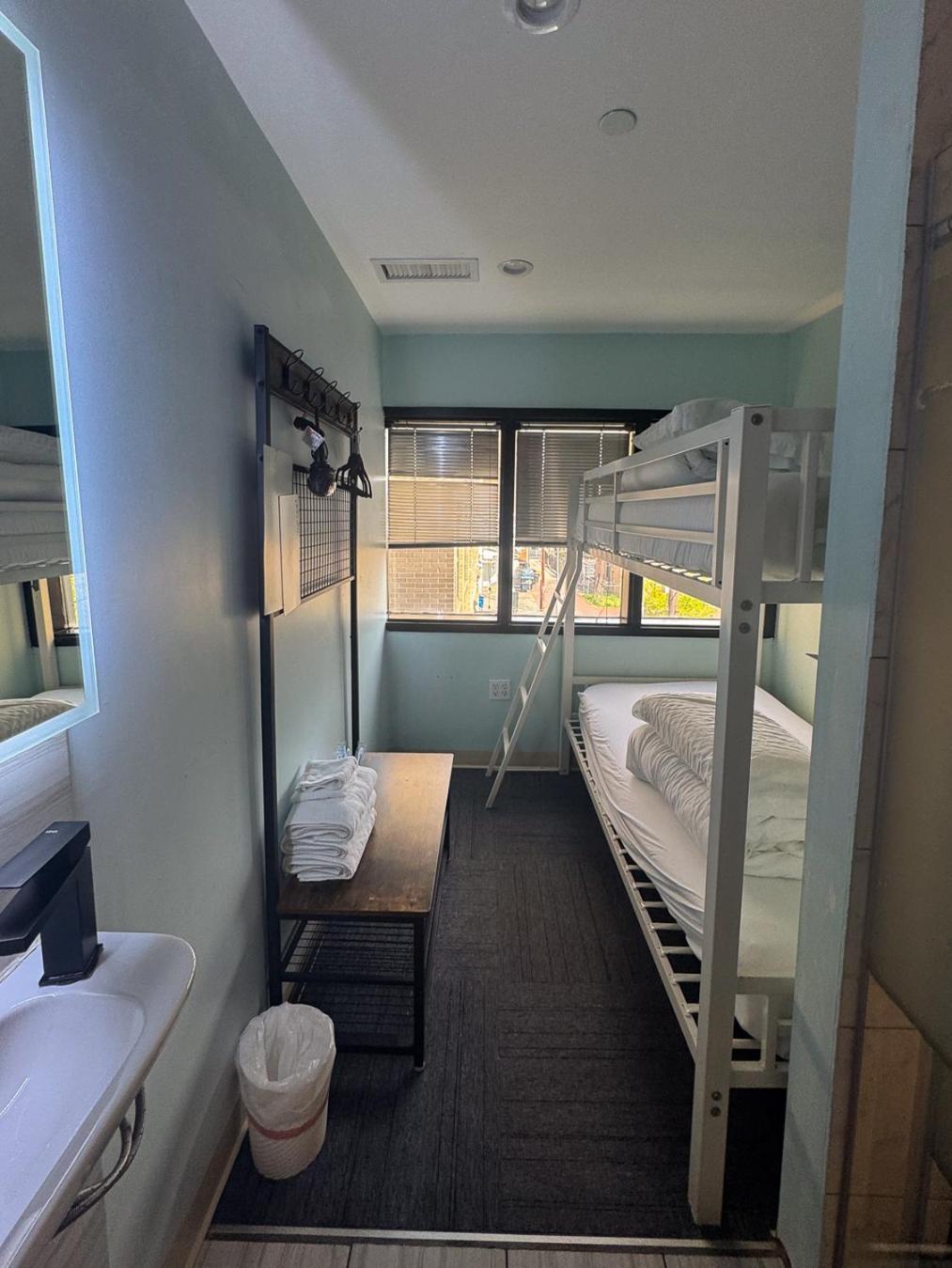 U Street Capsule Hostel Washington Exterior foto
