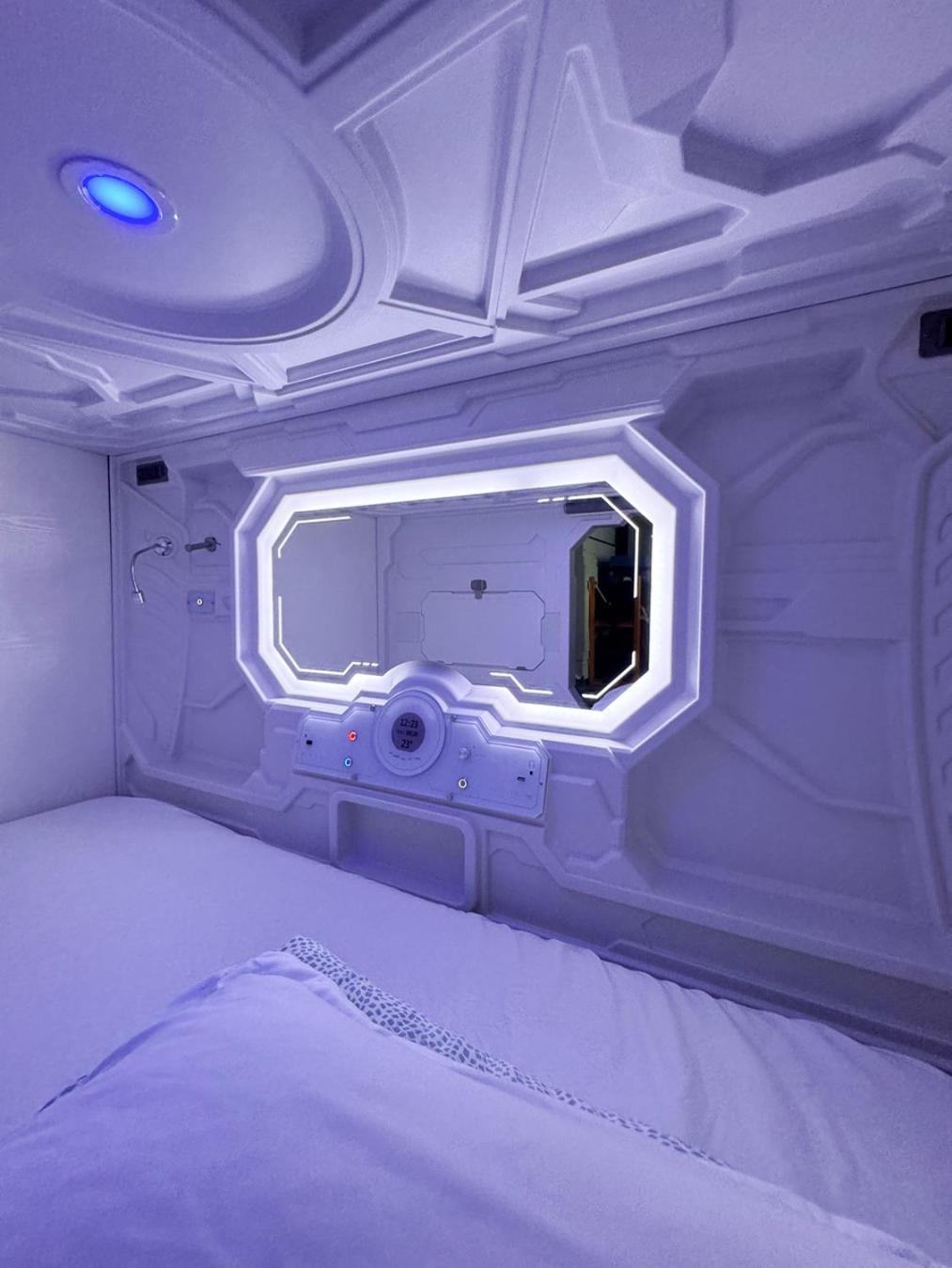 U Street Capsule Hostel Washington Exterior foto